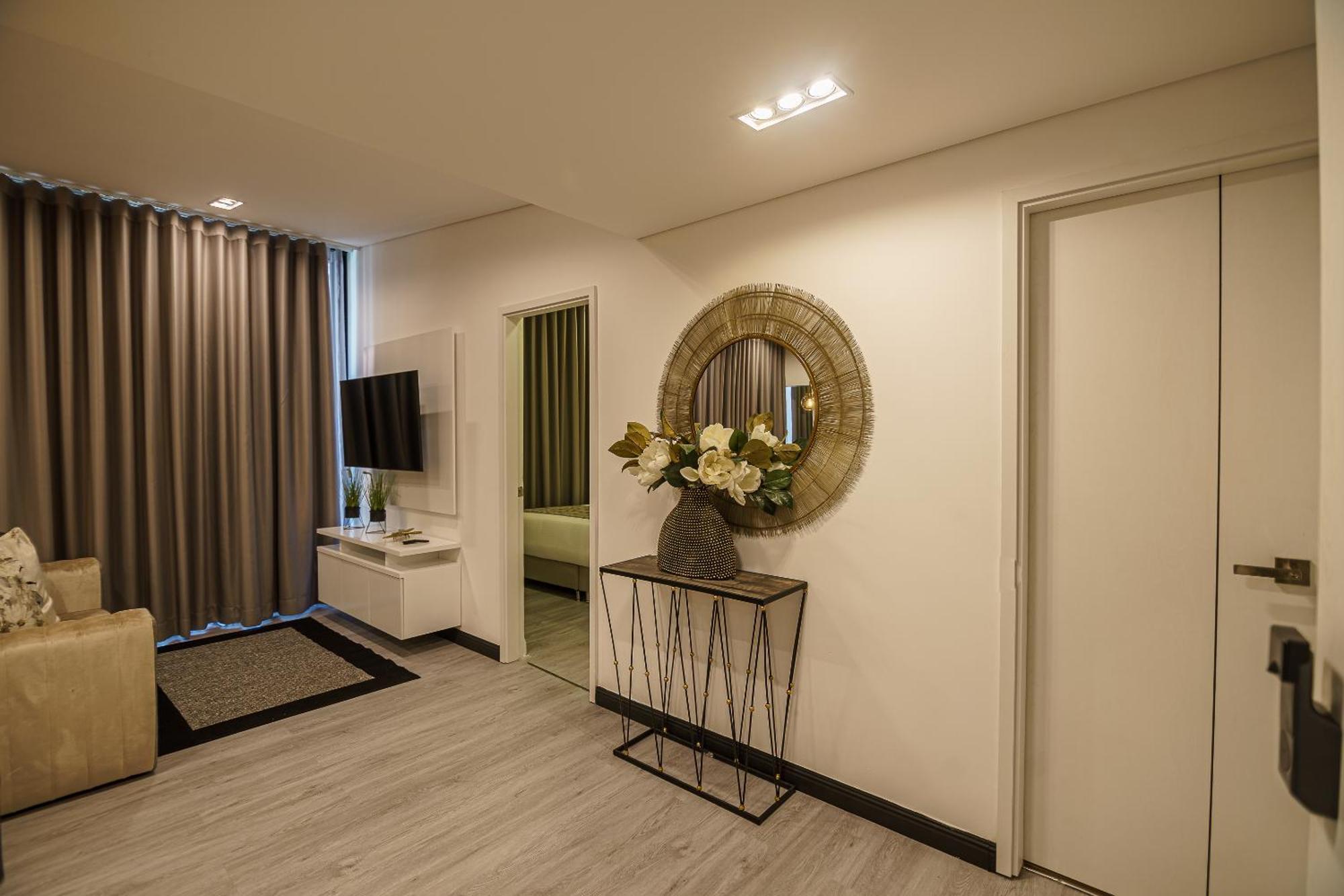 First Class Hotel Medellín Exteriör bild